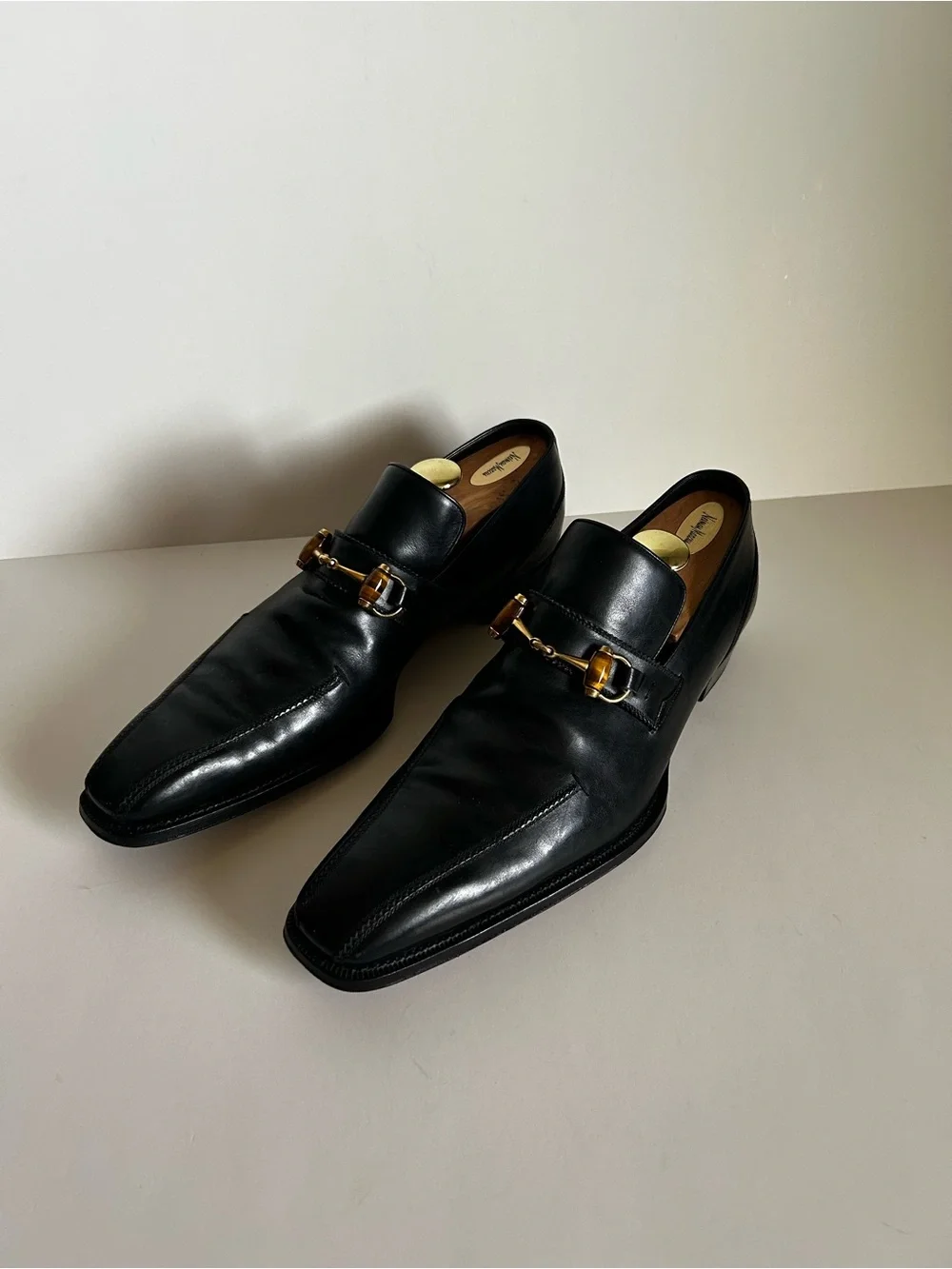 Gucci sleek black